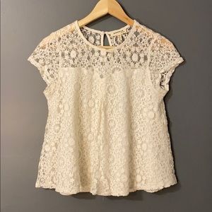 Lacy white top